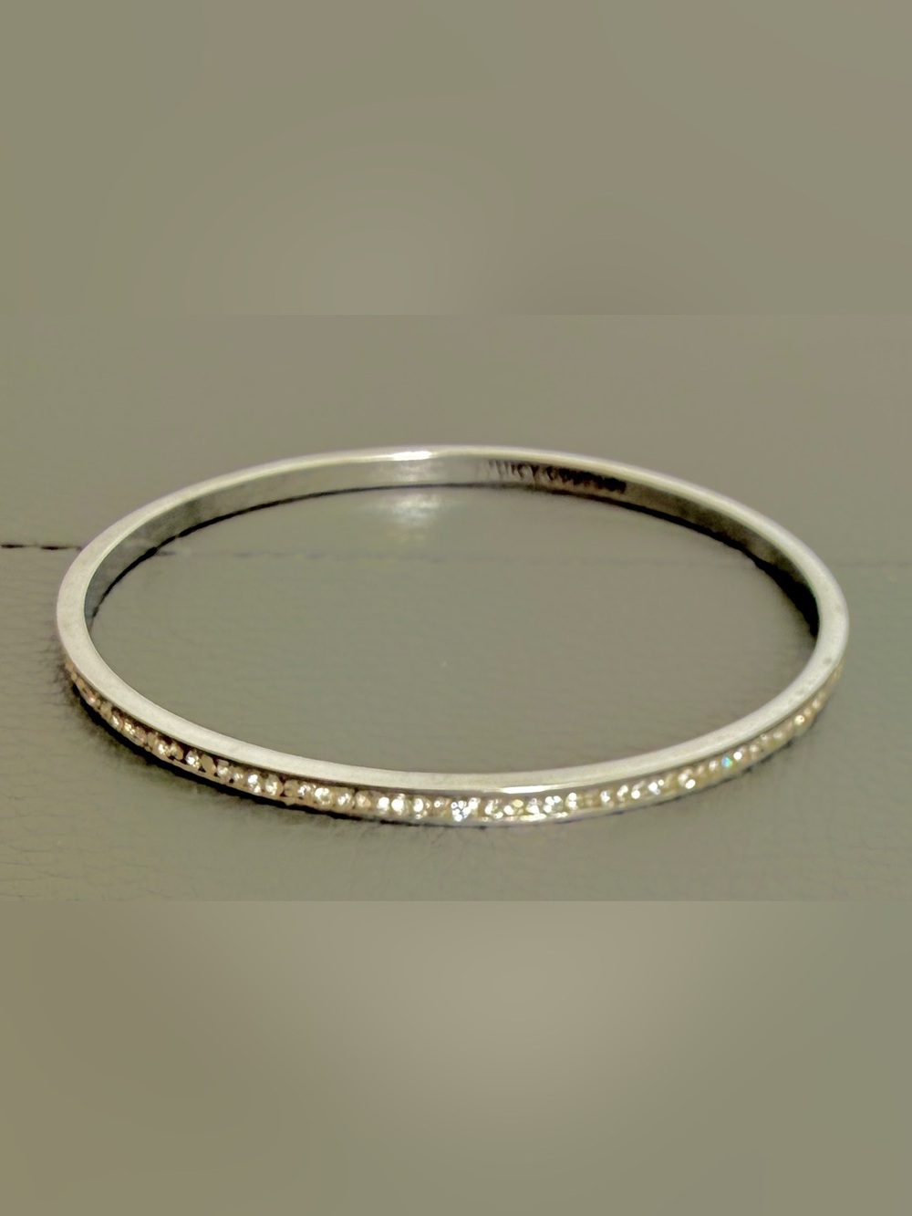 guc Juicy Couture Silver metal diamond crystal Pavé Thin Bangle Bracelet small S